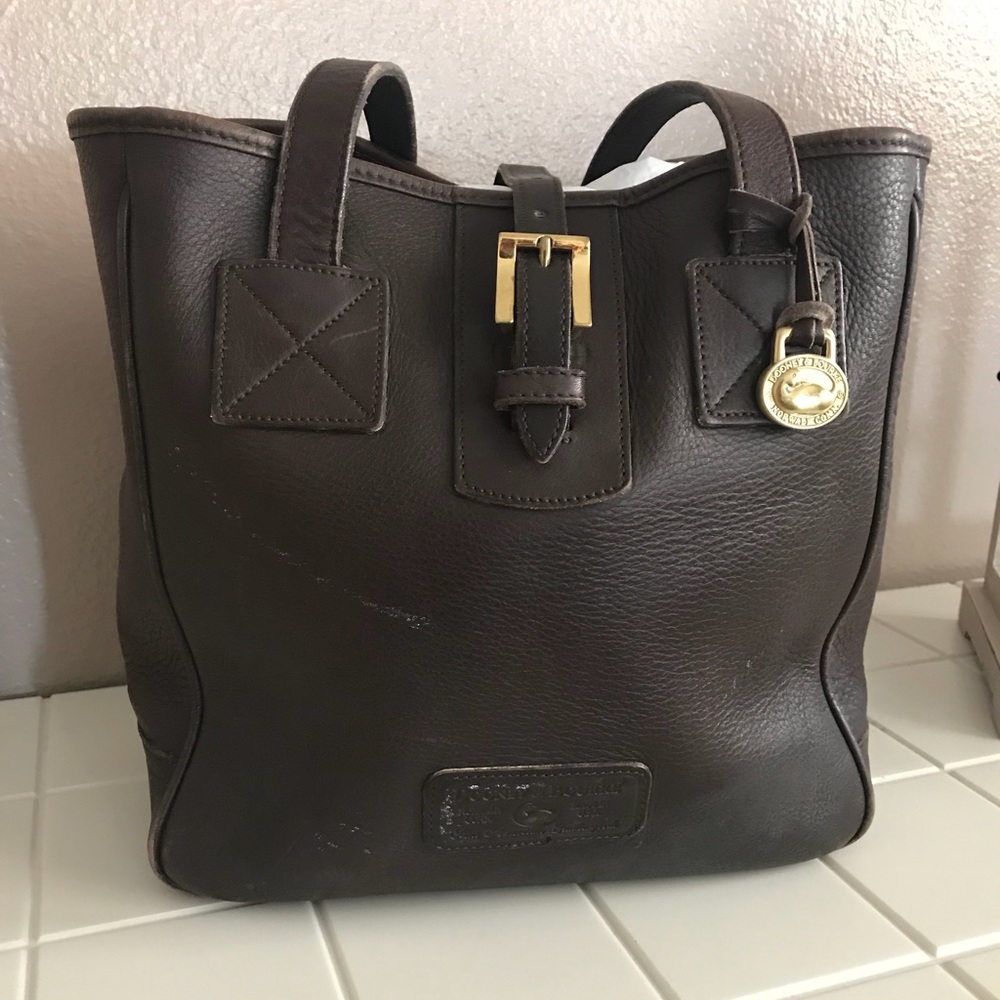 Vintage Dooney & Bourke Large Tote!!!